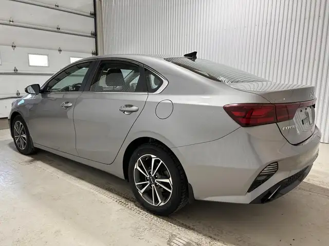 KIA Forte EX IVT 2023 à vendre - Photo 11