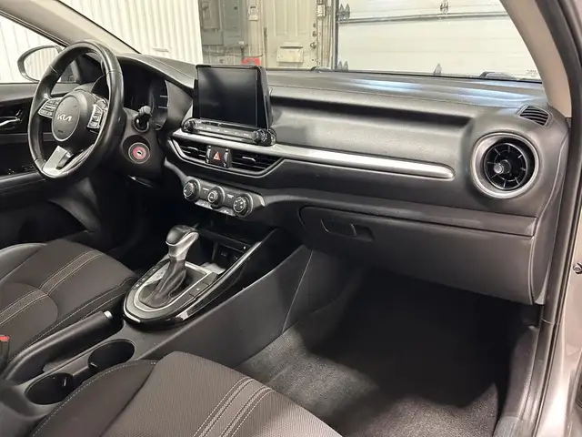 KIA Forte EX IVT 2023 à vendre - Photo 20