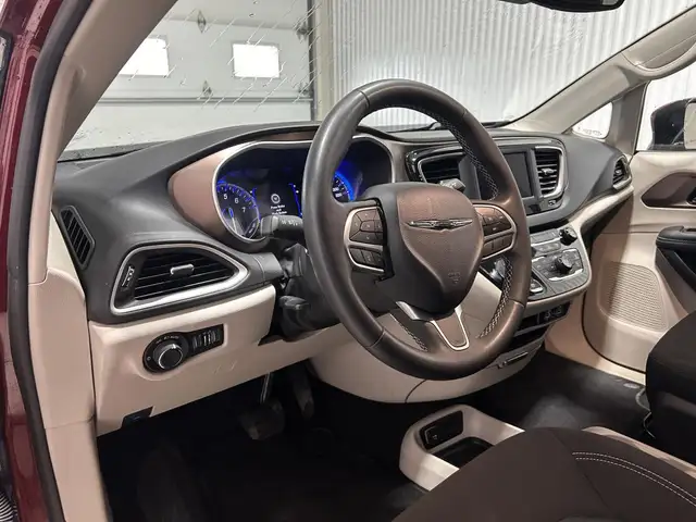 Chrysler Grand Caravan SXT 2RM 2023 à vendre - Photo 14