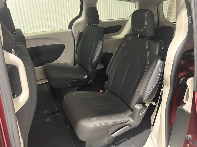 Chrysler Grand Caravan SXT 2RM 2023 à vendre - Photo 16