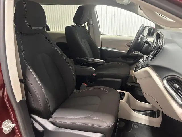 Chrysler Grand Caravan SXT 2RM 2023 à vendre - Photo 21