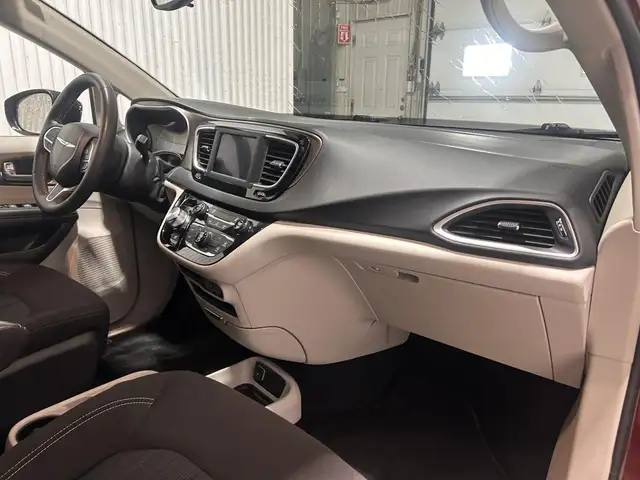 Chrysler Grand Caravan SXT 2RM 2023 à vendre - Photo 22