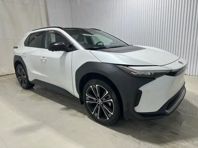 Toyota bZ4X Xle Tech. Awd Gps 2023 à vendre - Photo 4