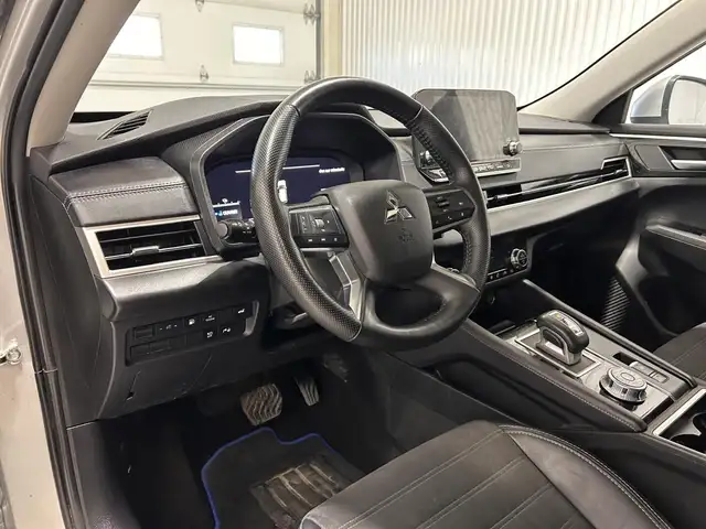 Mitsubishi Outlander PHEV LE S-AWC 2024 à vendre - Photo 14