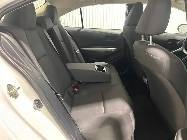 Toyota Corolla Le Bluetooth Sièges 2023 à vendre - Photo 17