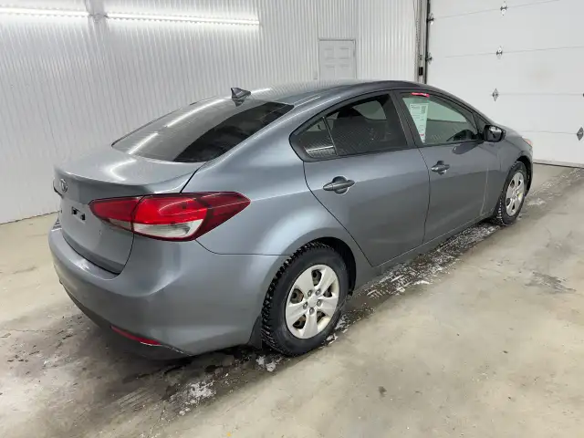 Kia Forte LX 2017 à vendre - Photo 8