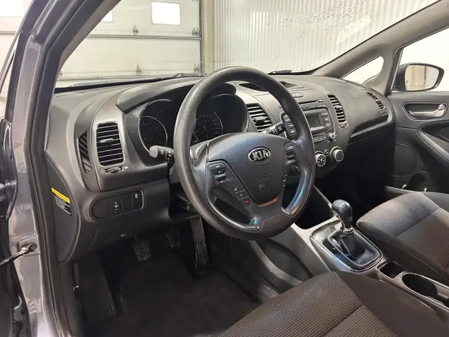 Kia Forte LX 2017 à vendre - Photo 13