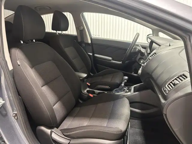 Kia Forte LX 2017 à vendre - Photo 19
