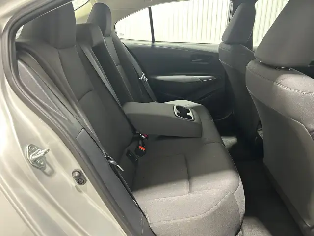 Toyota Corolla Le Auto Bluetooth 2023 à vendre - Photo 16