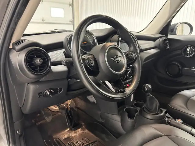 MINI 5 portes Cooper TA 2021 à vendre - Photo 11