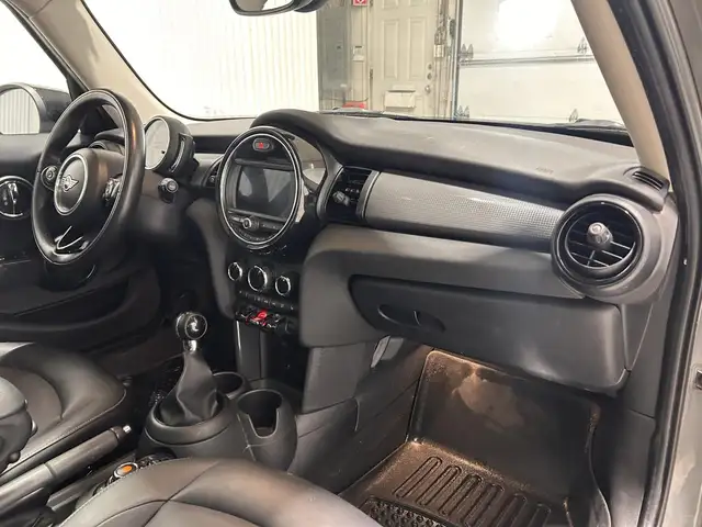 MINI 5 portes Cooper TA 2021 à vendre - Photo 21