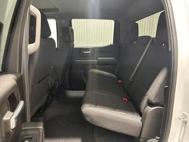 Chevrolet Silverado 1500 Custom Trail Boss cabine multiplace 4RM - Photo 16