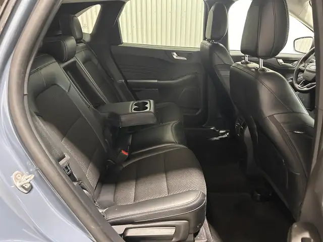 Ford Escape VHR VHR TA 2025 à vendre - Photo 19