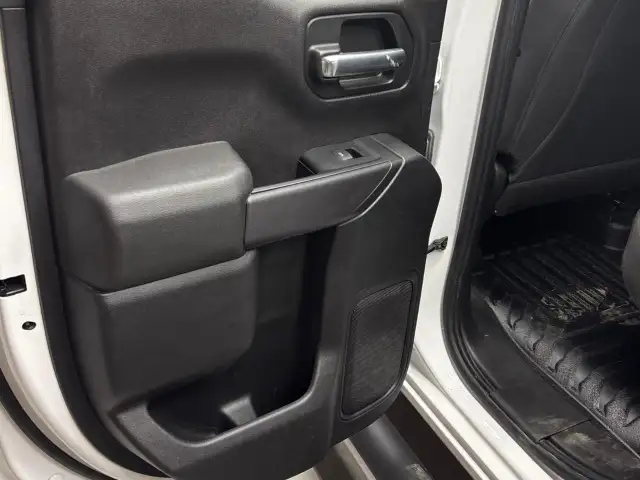 2019 GMC Sierra 1500 Accident Free|Ontario Vehicle|Ready For... - Photo 16