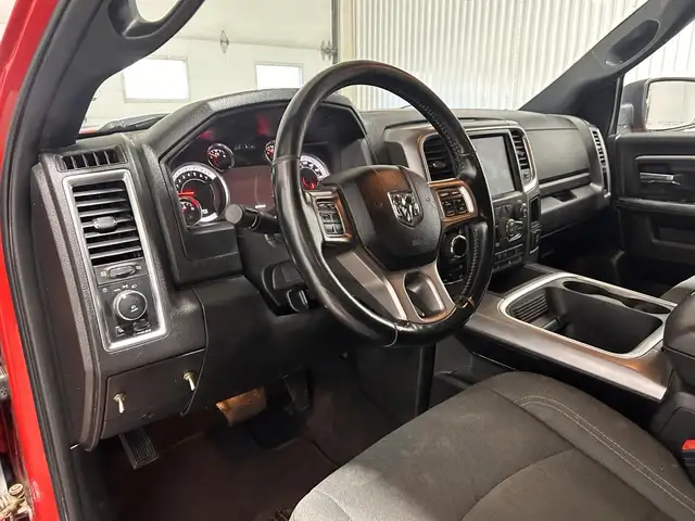 RAM 1500 Classic Warlock cabine d'équipe 4x4 caisse de 5 pi 7 po - Photo 14