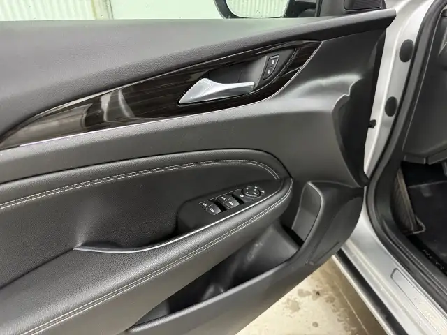 Buick Regal Essence Awd Mags 2019 à vendre - Photo 20