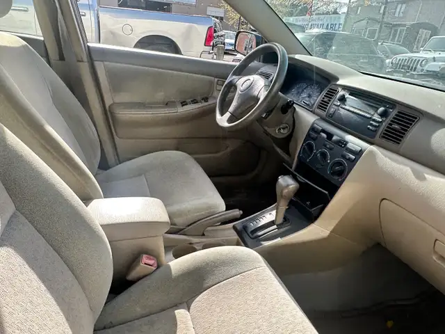 2004 Toyota Corolla CE - Photo 9