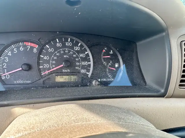 2004 Toyota Corolla CE - Photo 14