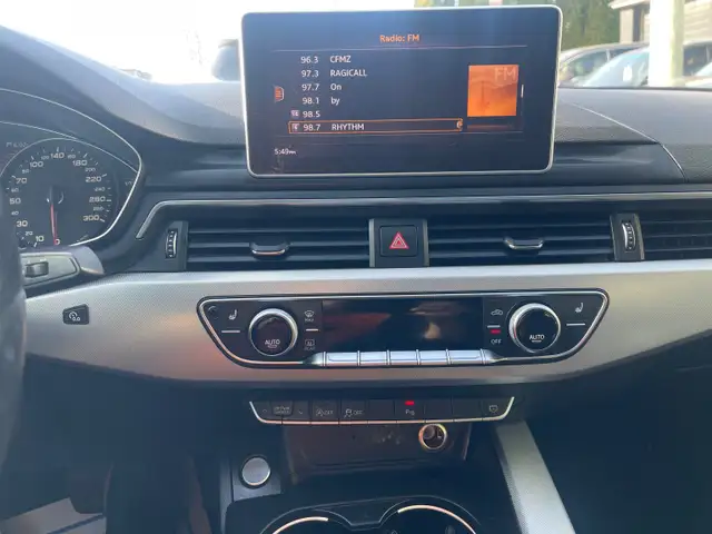 2017 Audi A4 2.0T Progressiv - Photo 16