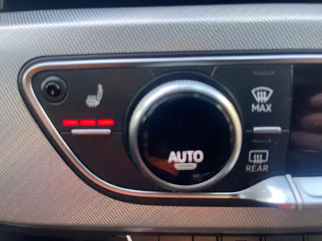 2017 Audi A4 2.0T Progressiv - Photo 18