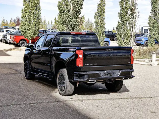 2026 Chevrolet Silverado 1500 LT Trail Boss - Photo 11