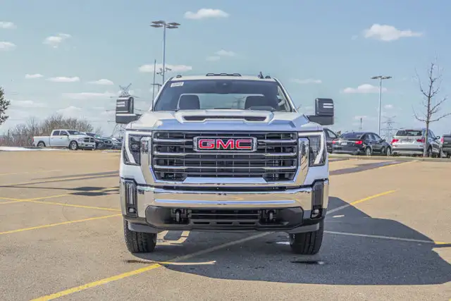 2026 GMC Sierra 3500HD SLE - Photo 3