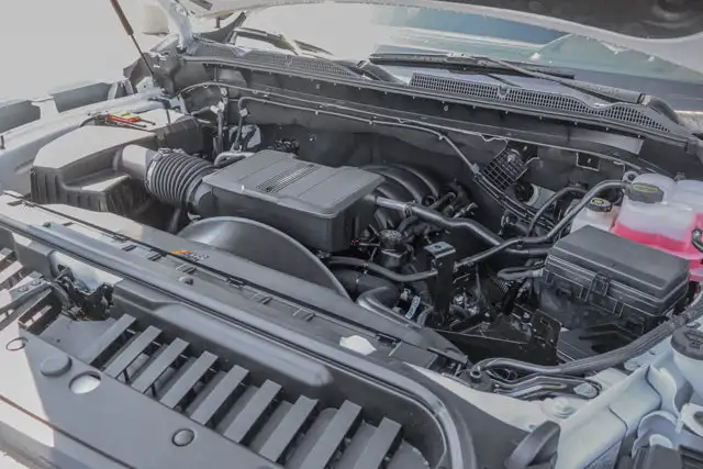2026 GMC Sierra 3500HD SLE - Photo 12