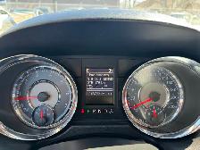 2015 Chrysler Town & Country Touring L - Photo 11