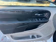2014 Dodge Grand Caravan SXT Premium - Photo 10