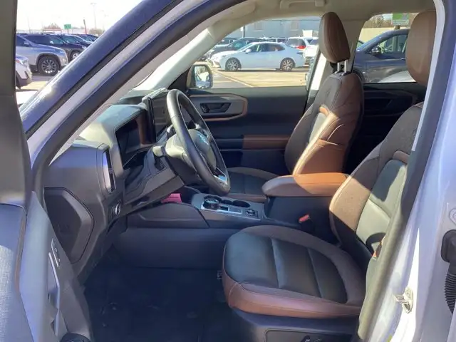 2025 Ford Bronco Sport Outer Banks 4x4 | Leather Seats - Photo 3