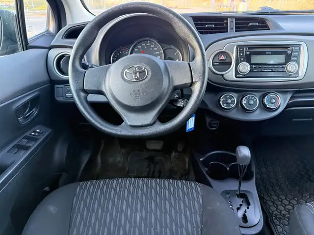 2014 Toyota Yaris 2014 TOYOTA  YARIS  , AUTOMATIQUE , 4 CYLINDER - Photo 5