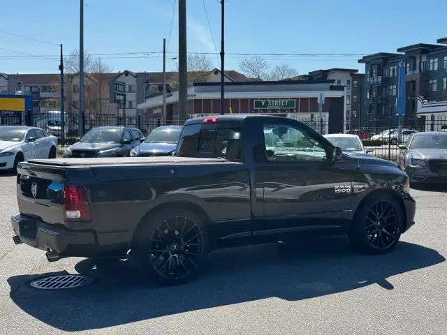 2015 RAM 1500 - Photo 6