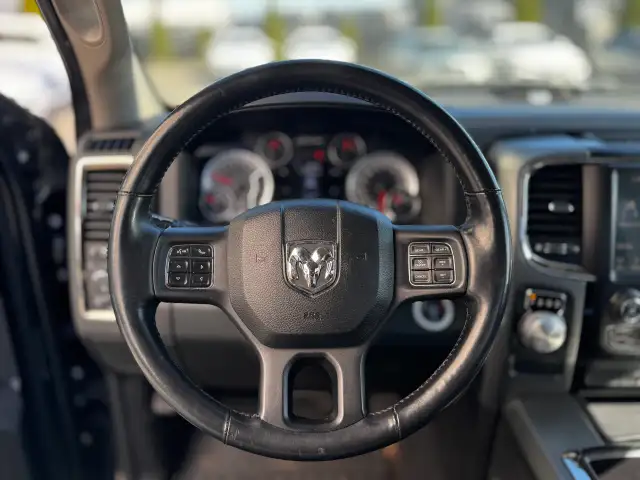 2015 RAM 1500 - Photo 8