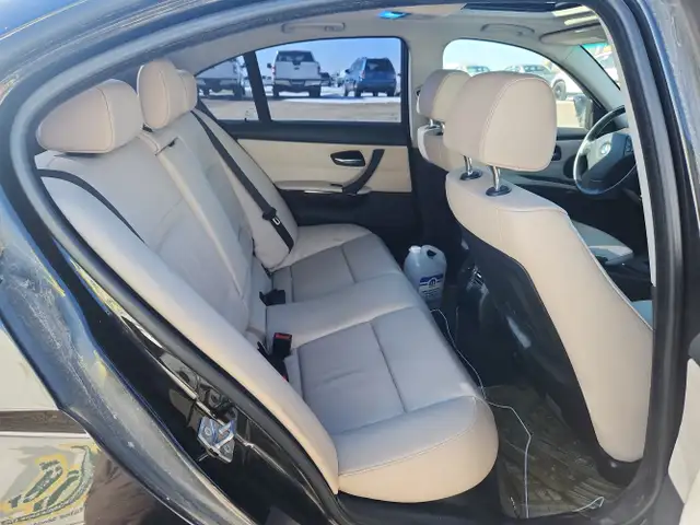 2010 BMW 328 - Photo 17