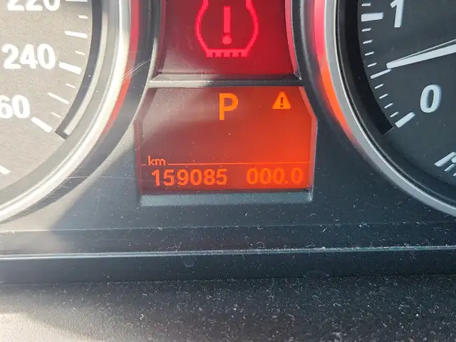 2010 BMW 328 - Photo 25