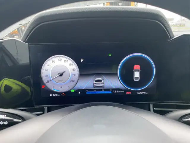 2023 Hyundai ELANTRA - Photo 11