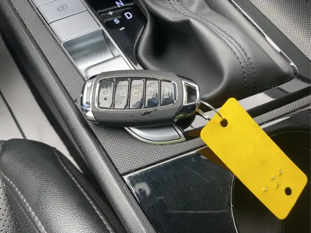 2023 Hyundai ELANTRA - Photo 13