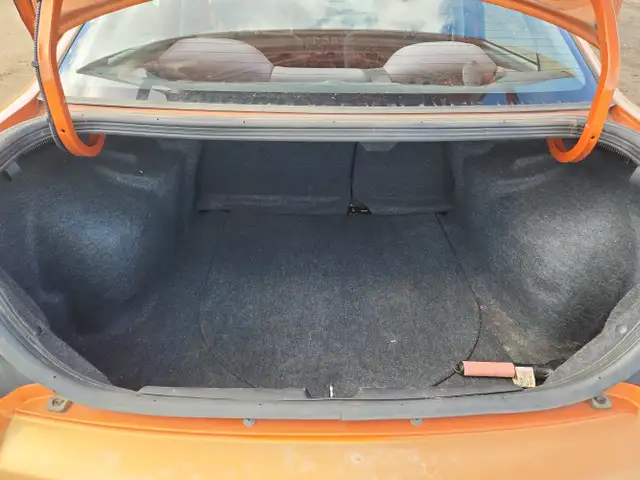 2005 Dodge Neon - Photo 15