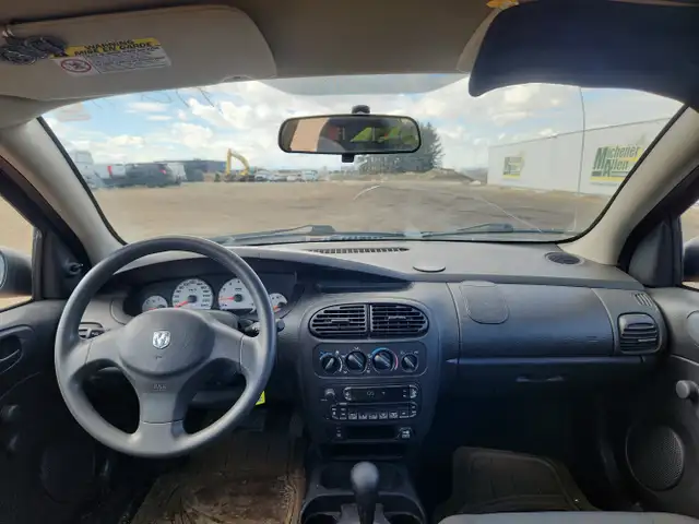 2005 Dodge Neon - Photo 18