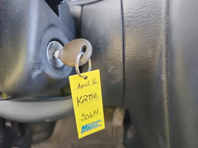 2005 Dodge Neon - Photo 23