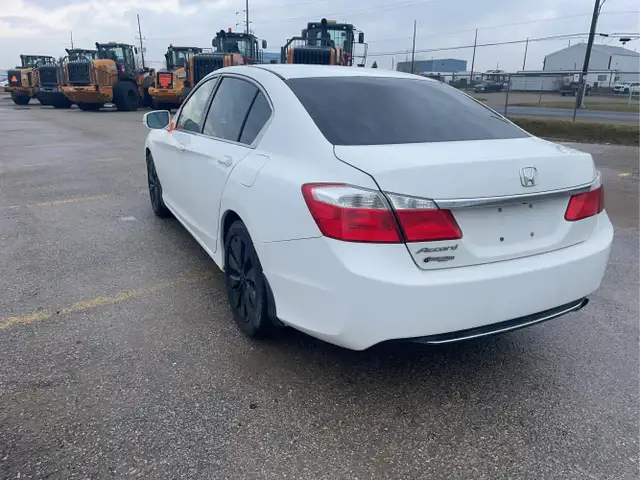 2014 Honda Accord - Photo 7