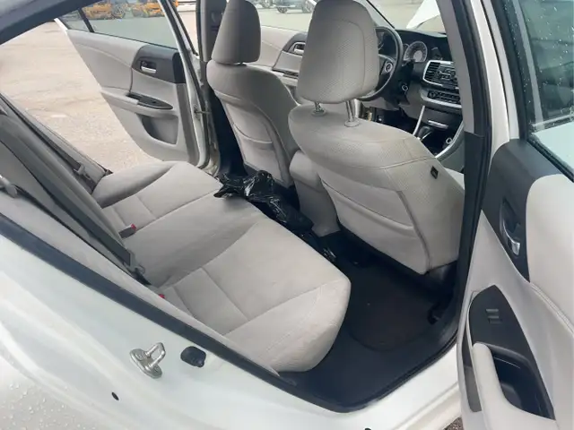 2014 Honda Accord - Photo 19