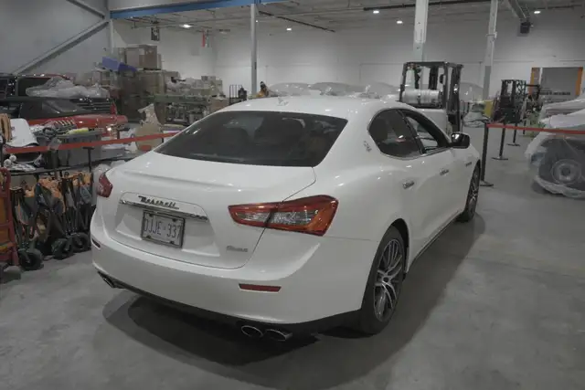 2014 Maserati Ghibli - Photo 2