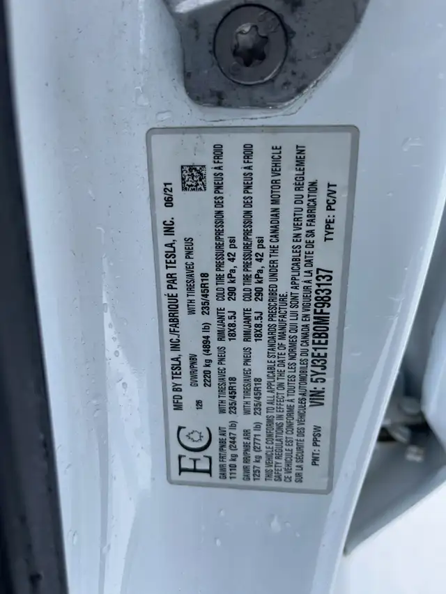 2021 Tesla Model 3 - Photo 14