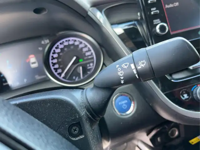 2023 Toyota Camry Hybrid - Photo 22