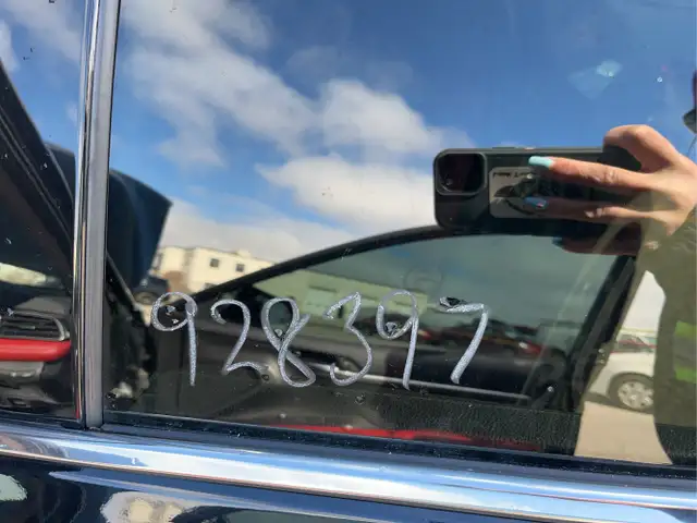 2023 Toyota Camry Hybrid - Photo 32