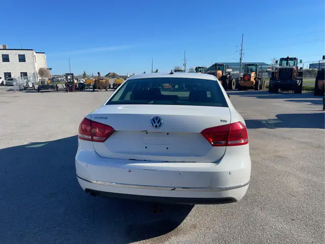 2013 Volkswagen Passat - Photo 6