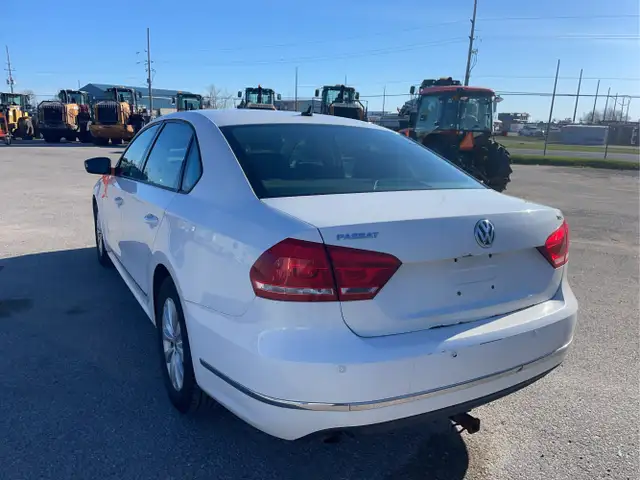 2013 Volkswagen Passat - Photo 7