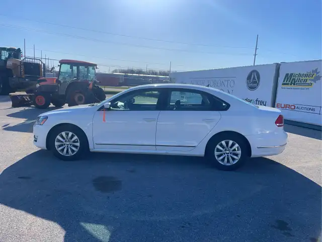 2013 Volkswagen Passat - Photo 8