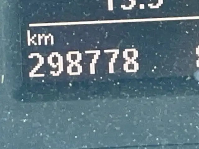 2013 Volkswagen Passat - Photo 16